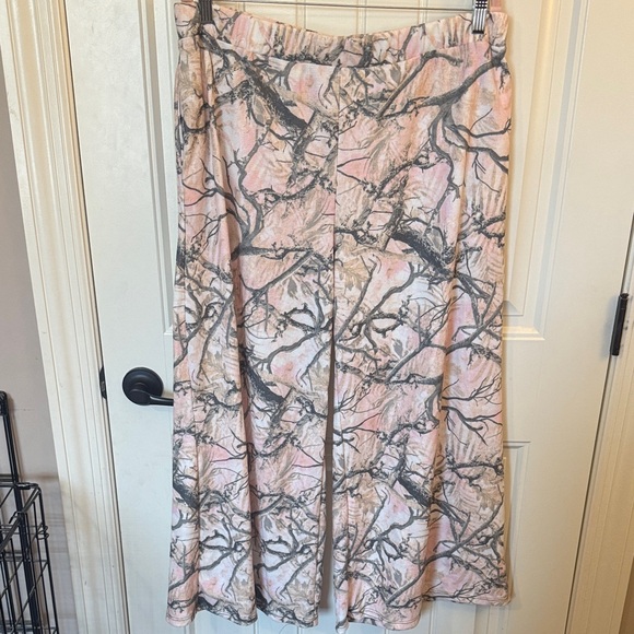 Jade By Jane Pink and Gray Camo Set - Picture 11 of 16